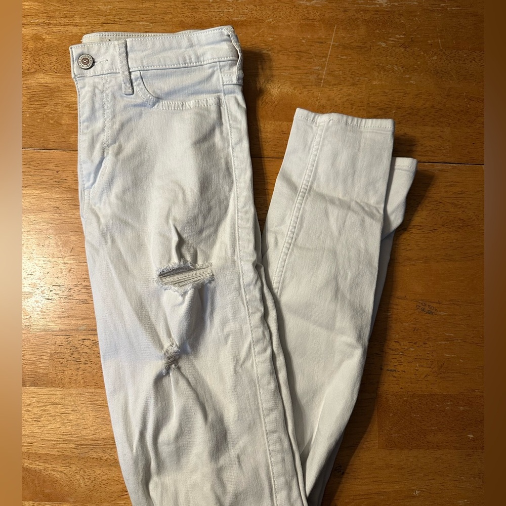 Hollister High Rise Super Skinny White Jeans